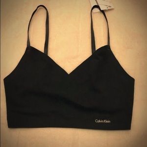 Seamless Calvin Klein bralette size small NWT